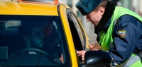 Путин поручил навести порядок в такси и уменьшить число аварий
